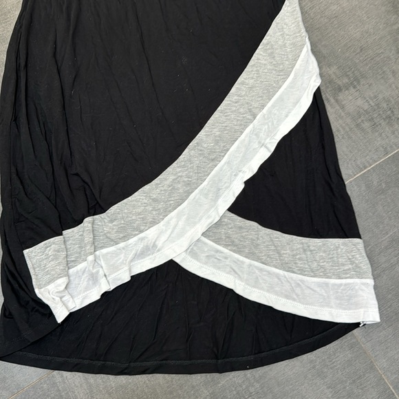 Design History Dress - Picture 3 of 4